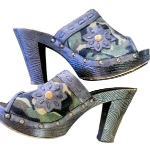Women’s Green Camouflage Platform Slide Heels